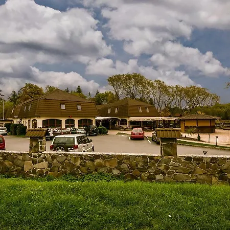 Almada Maison d'hôtes 2*