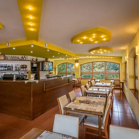 Гостевой дом Almada Зволен